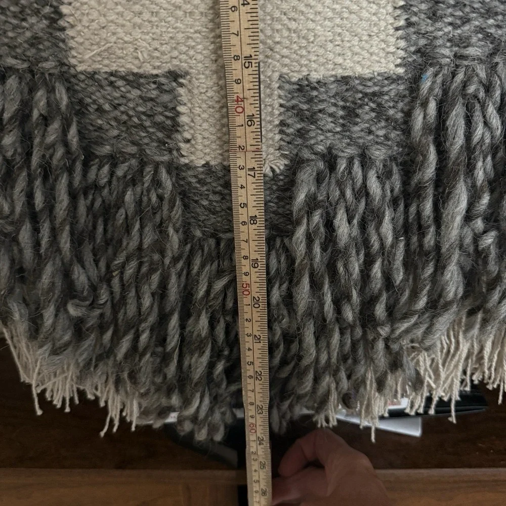 Restoration‎ Hardware 15x24 Aztec Wall Tapestry Boho Southwestern Neutral Wool